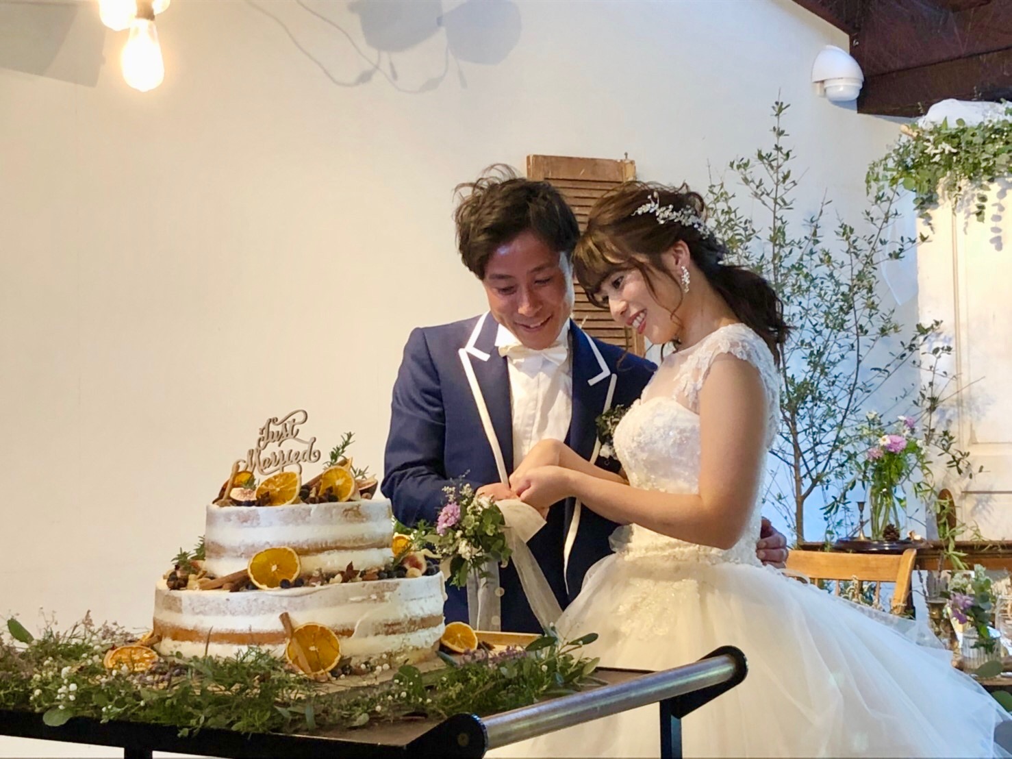 レンタルウエディングドレスとレンタルタキシード