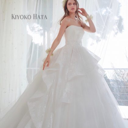 KIYOKO HATAのウエディングドレス